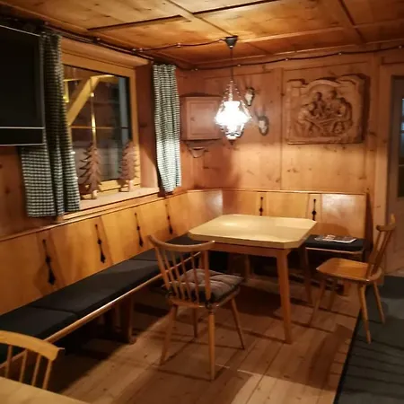 Cafe Zur Traube Bach (Tyrol)