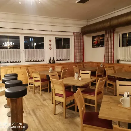 Cafe Zur Traube Bach (Tyrol)